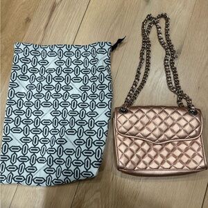 REBECCA MINKOFF Quilted Chain Shoulder Bag - Rose Gold